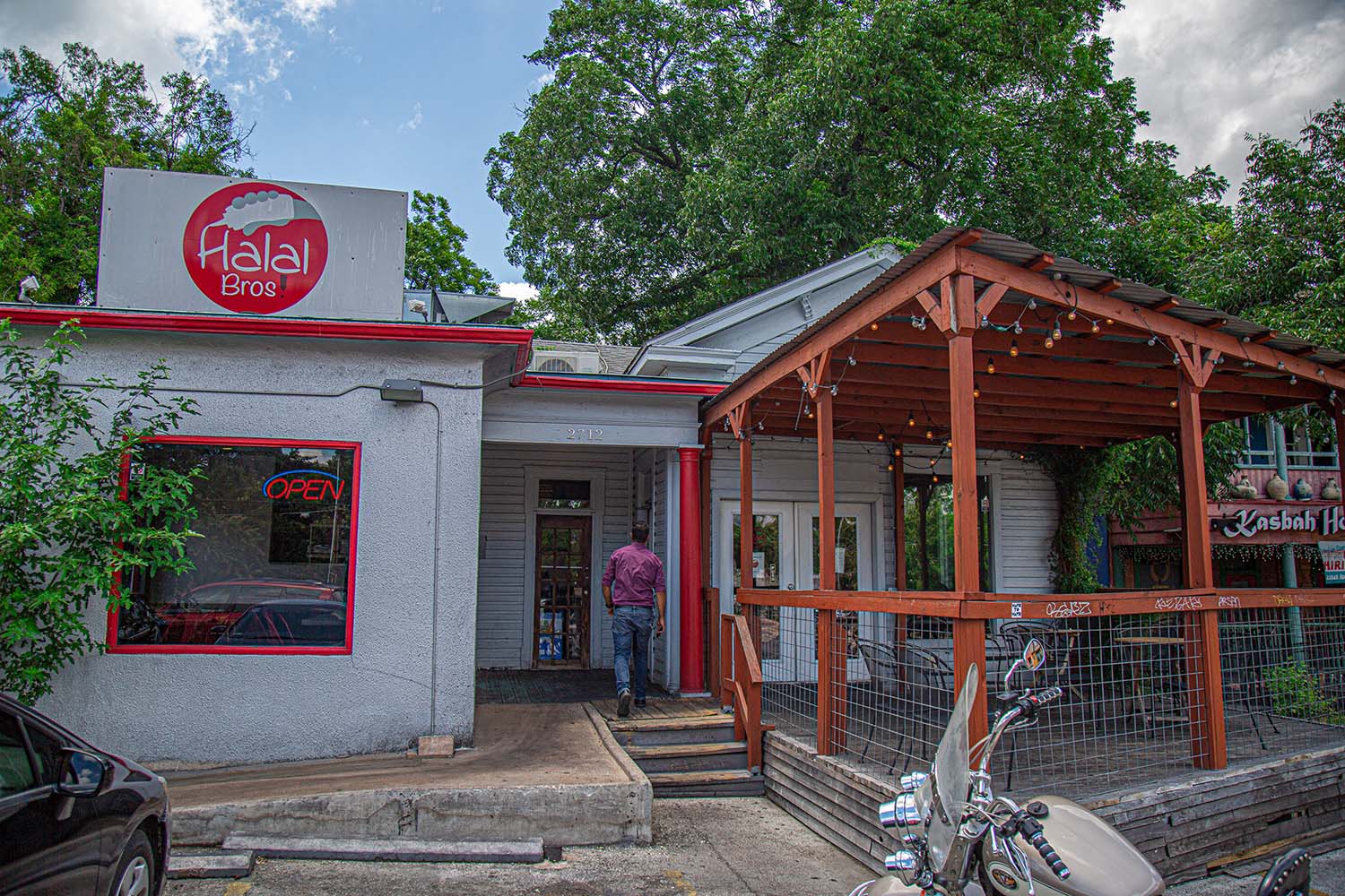 The best Beef Shawarma & Kebabs at Halal Bros on The Drag in Austin, TX. Photo: WIll Taylor - LostinAustin.org
