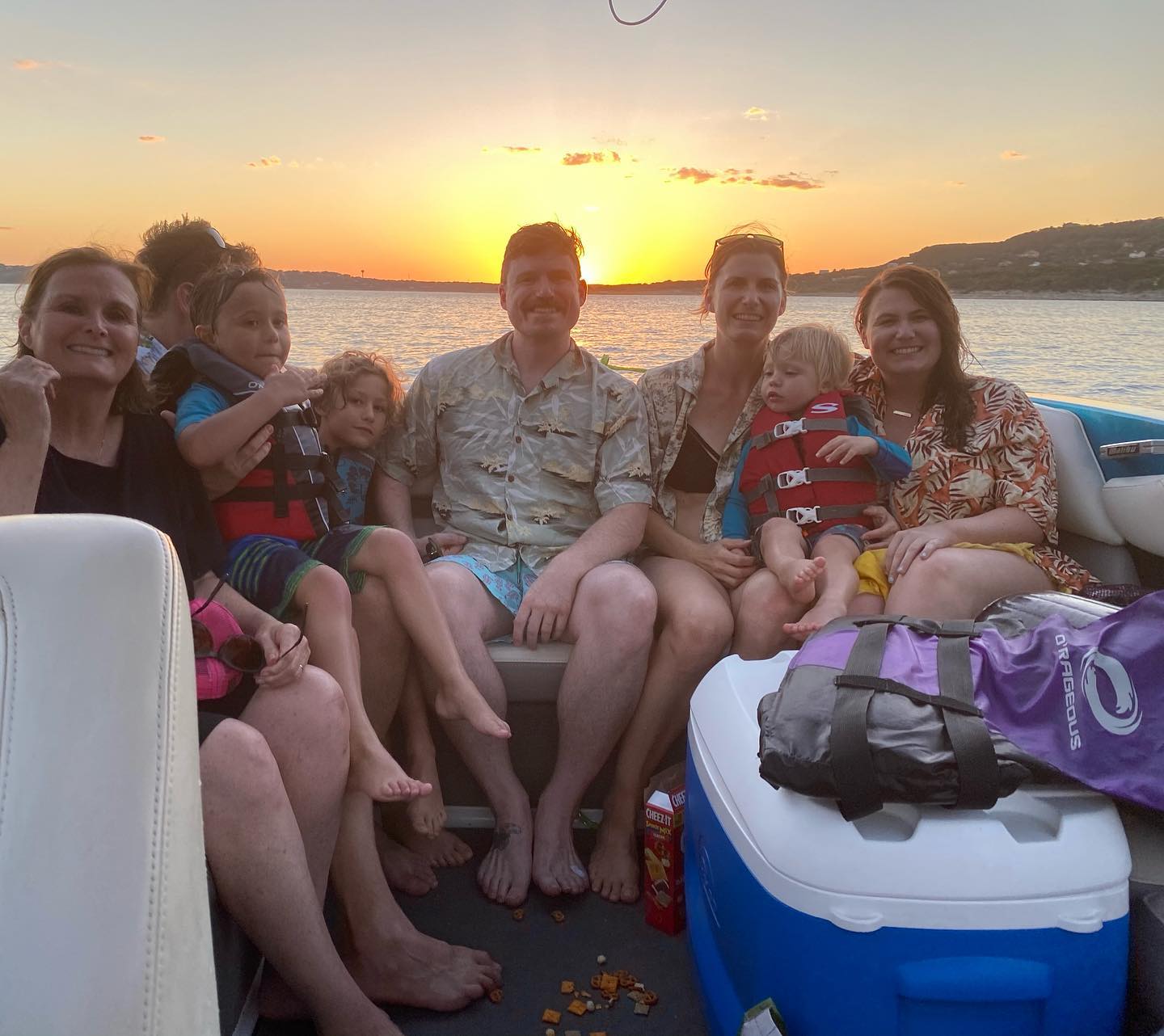 Lake Life Texas - Lake Austin Boat Rentals